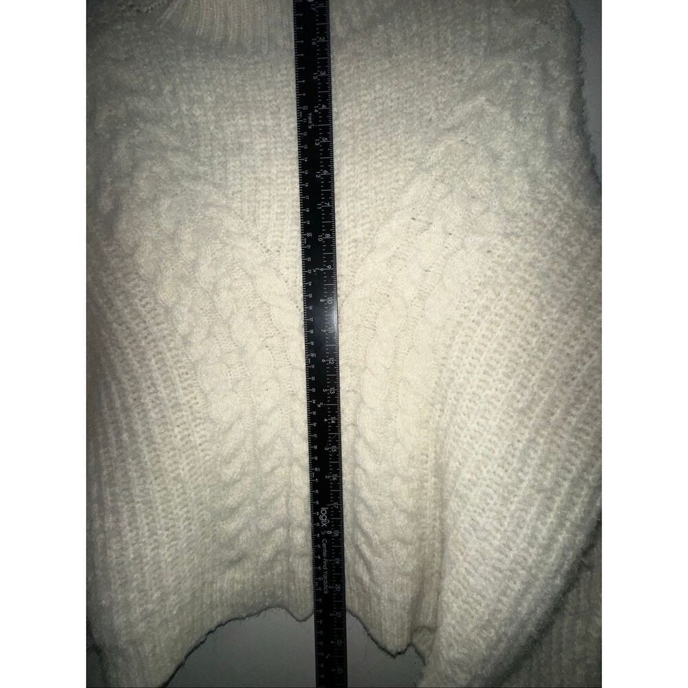 Universal Thread Women’s Medium Cream Cable Knit … - image 7